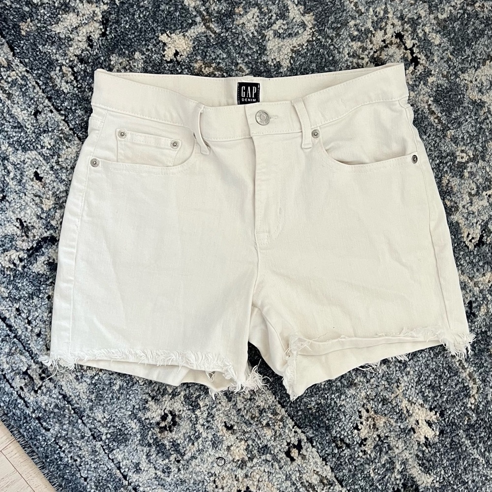 GAP Shorts